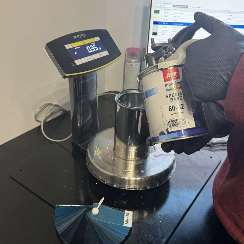 Selecting and mixing varnish