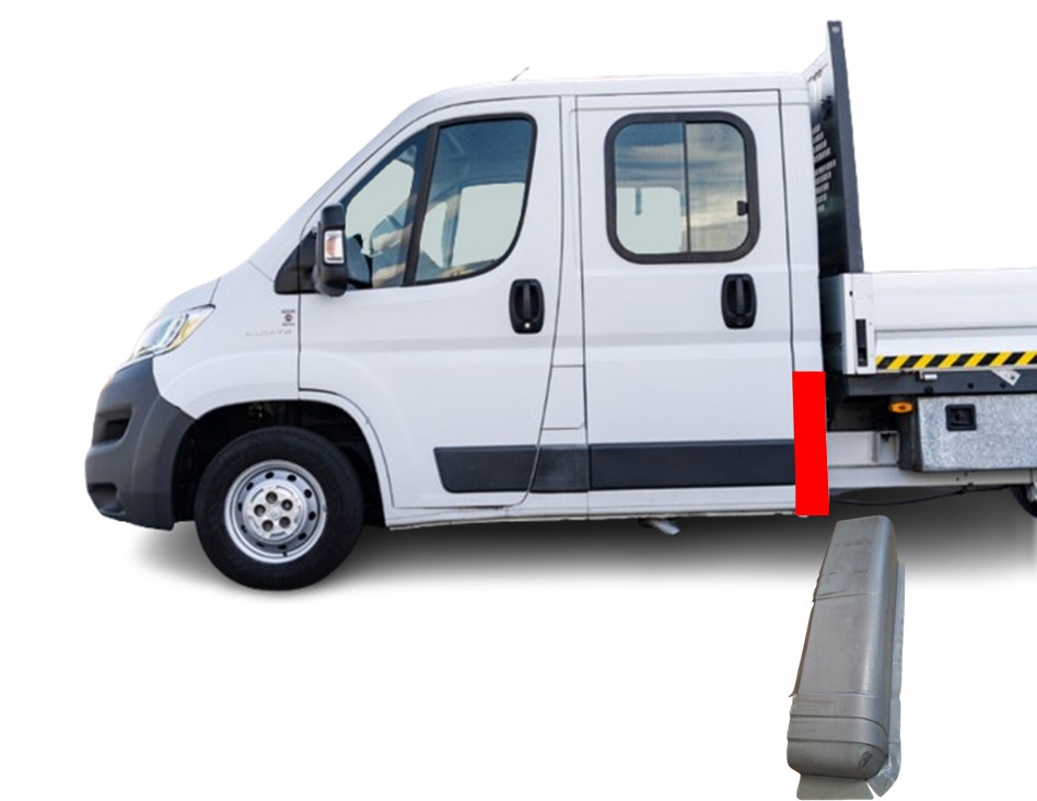 copy of MERCEDES SPRINTER 1995 - 2006 Naroże tylne kabiny dubel kabina (doka) LEWE